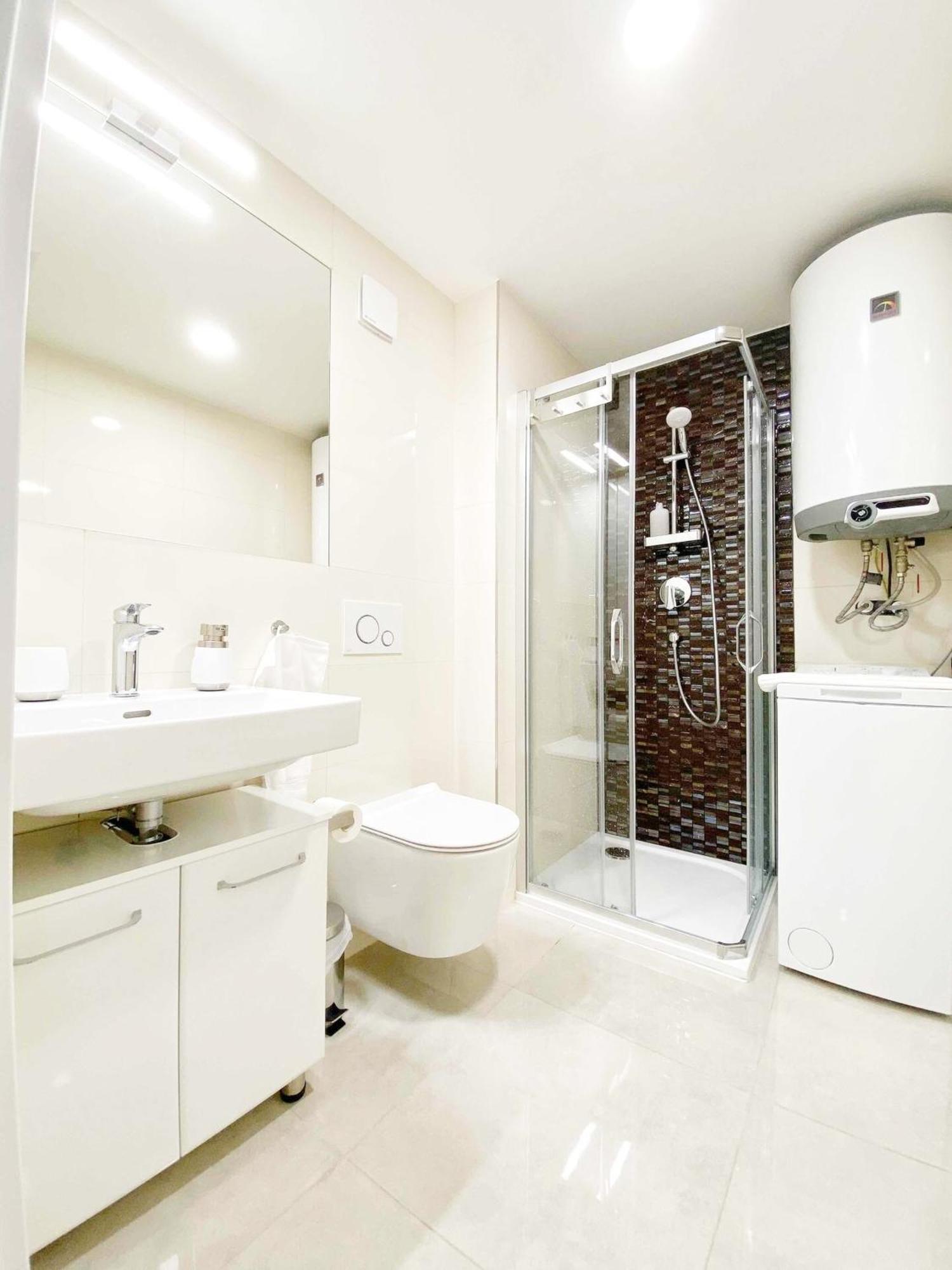 Emerald Apartments Boutique Residence Prague Exterior photo