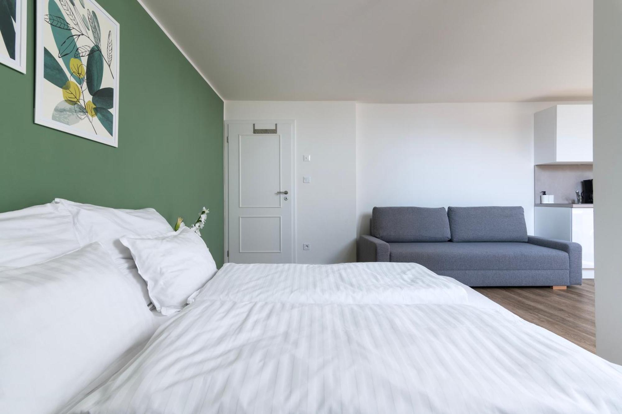 Emerald Apartments Boutique Residence Prague Exterior photo